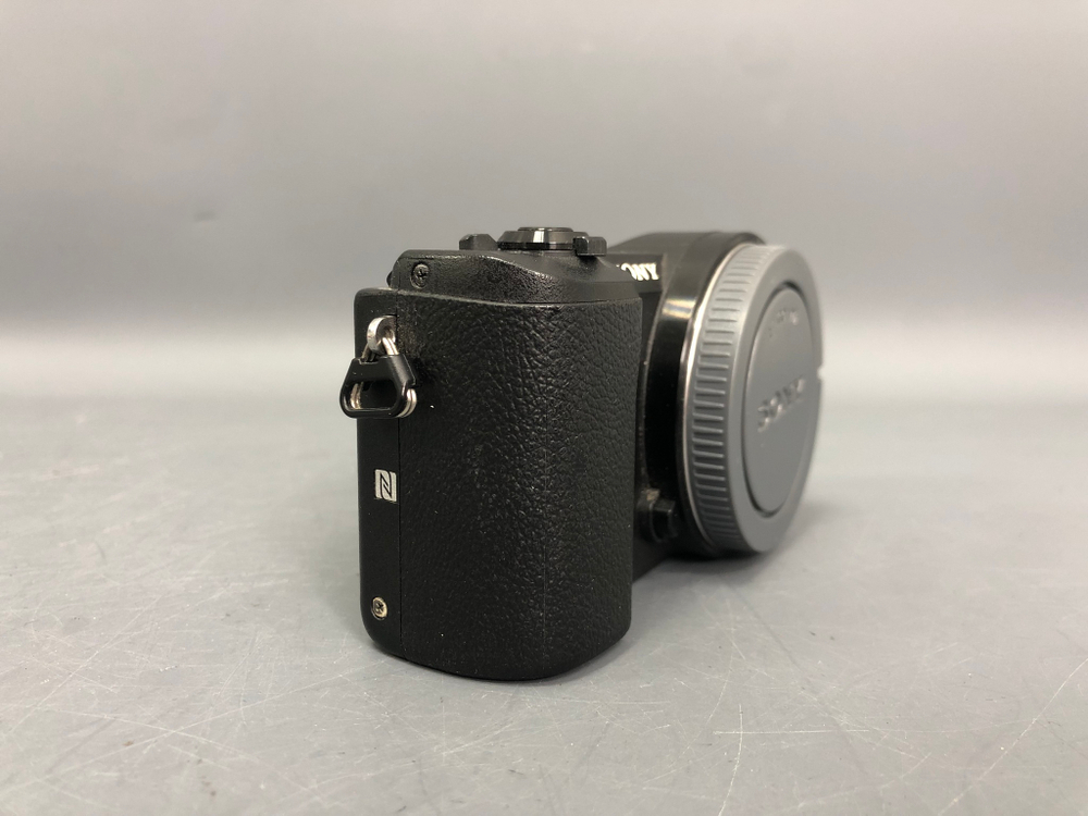 Sony A5100 Body (17.350 кадров)