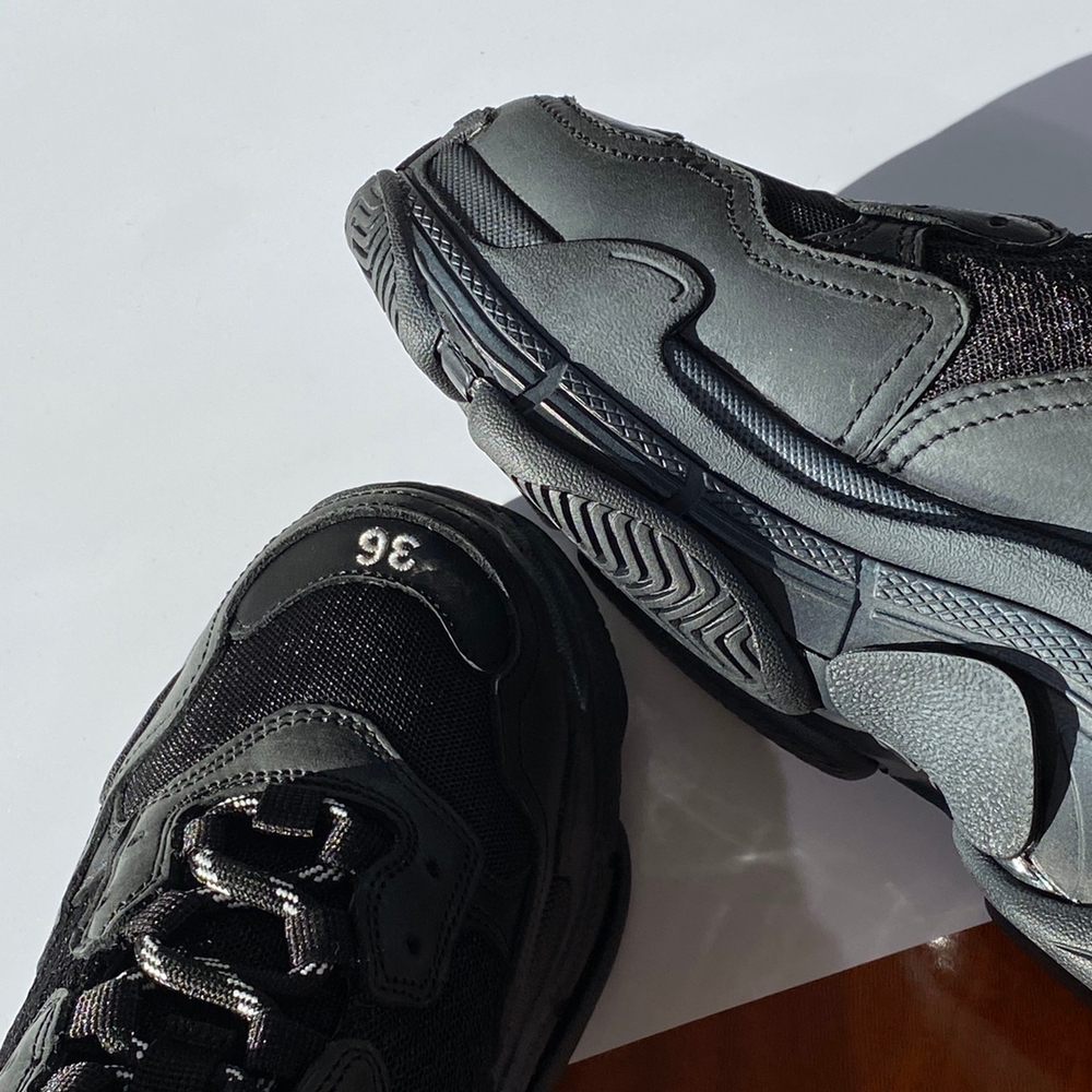 Balenciaga Triple S