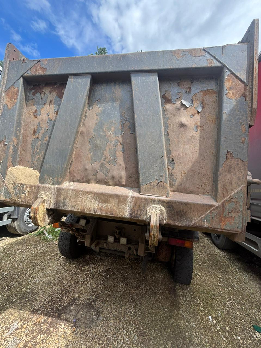 Shacman (Shaanxi) SX* 6x4 Самосвал SX32586T384C (Дизельный, 10,8 л, 381 л.с., МТ)