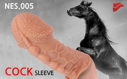 Насадка на фаллос KOKOS Extreme Sleeve 009, рельеф с венками, 14,7 см