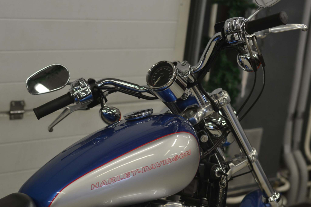 Harley-Davidson Sportster XL883C