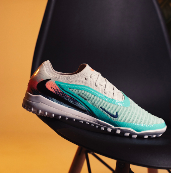 TF / Nike Phantom 6 Low Elite / United Chapter 2