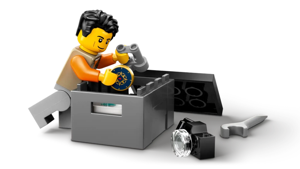 Конструктор LEGO City 60447 Горный грузовик для бездорожья 4x4