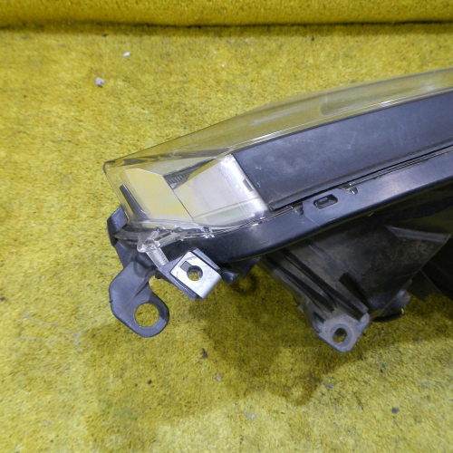 Битая Фара правая Toyota RAV4 4 CA40 (2015-2019) LED