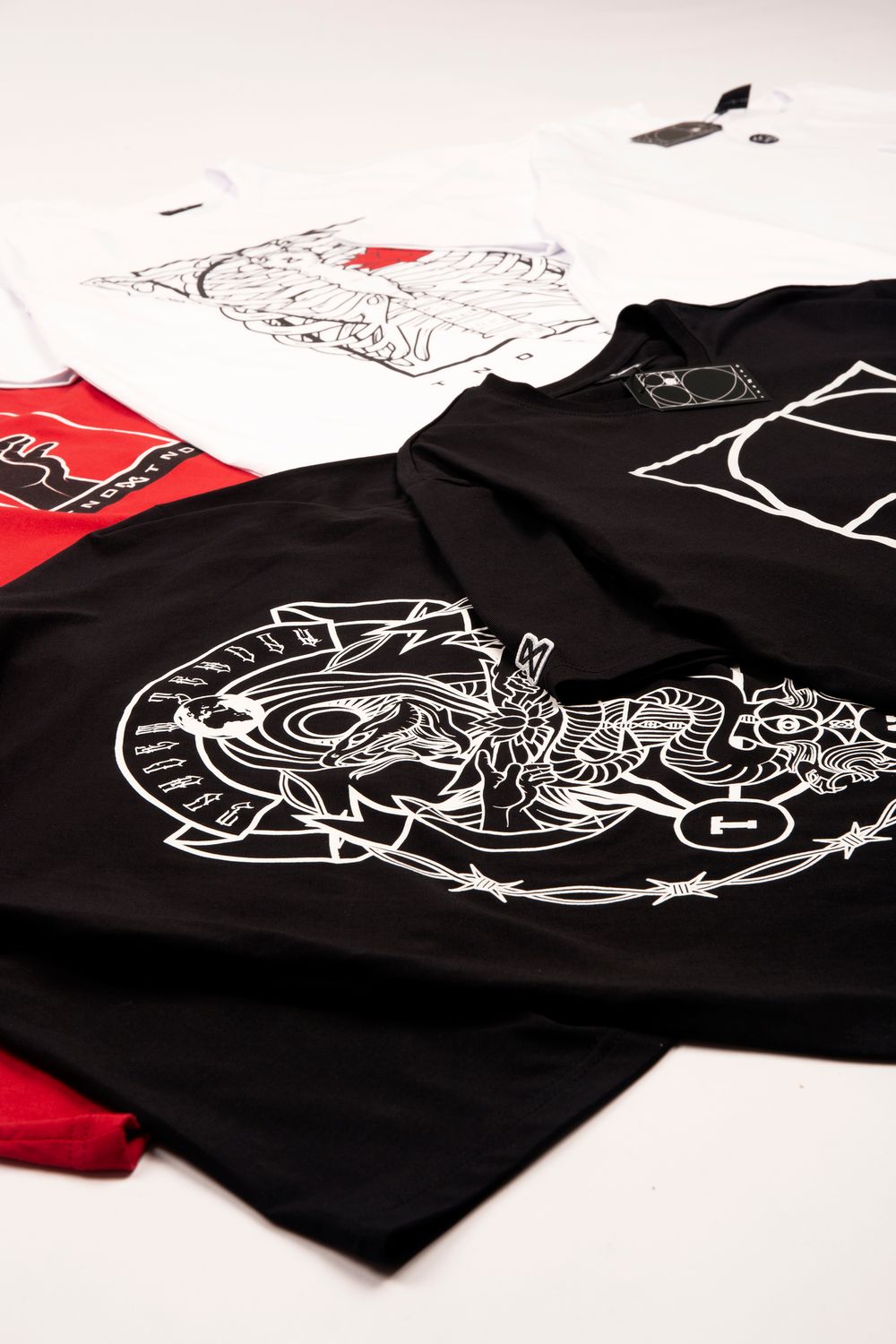 Футболка Resonator