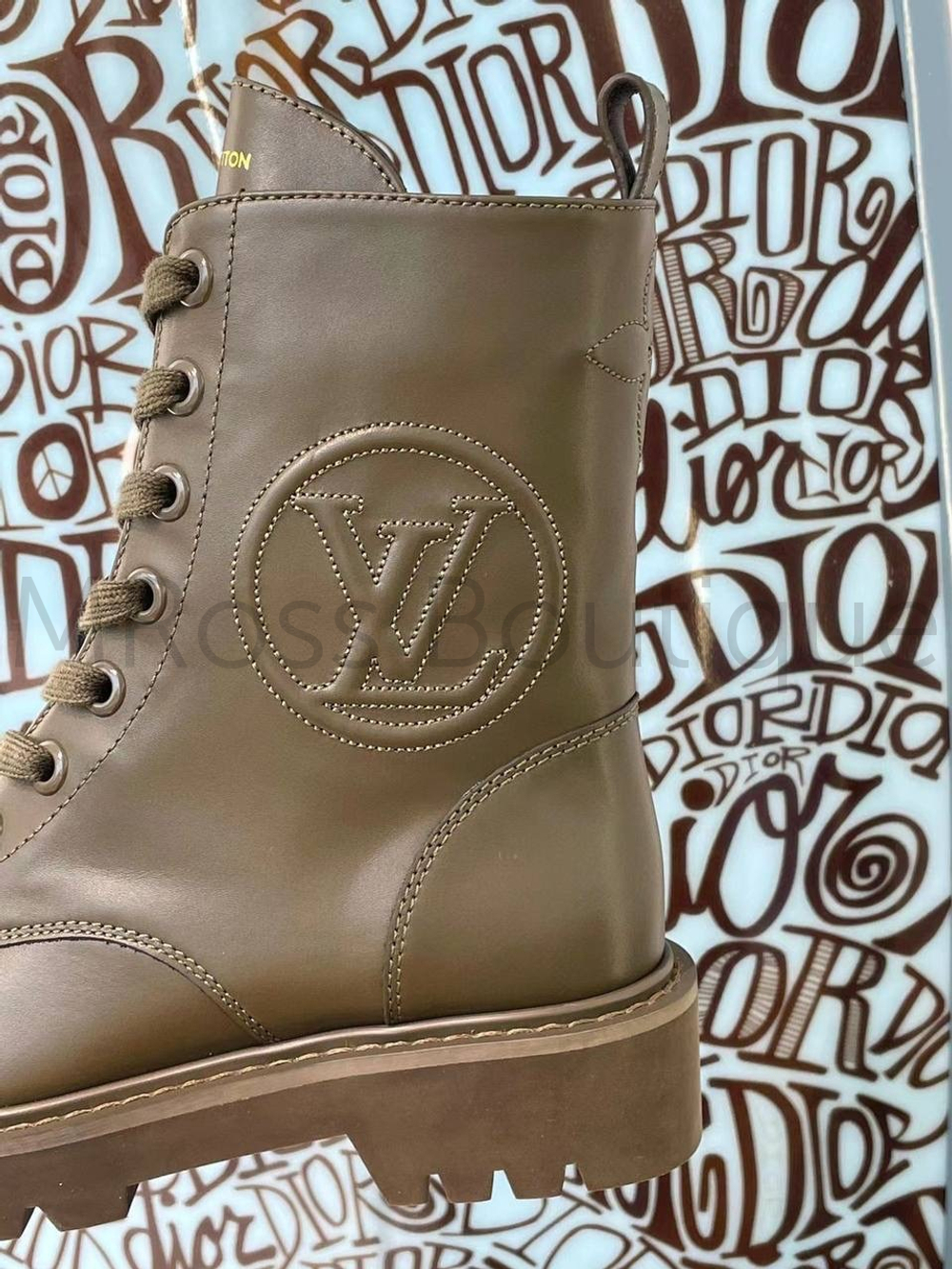 Dhgate louis vuitton boots sales