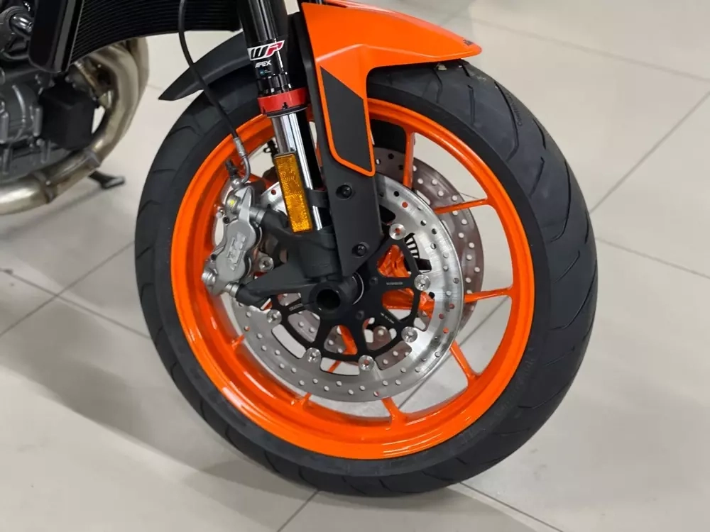 KTM 890 DUKE GP, 2022