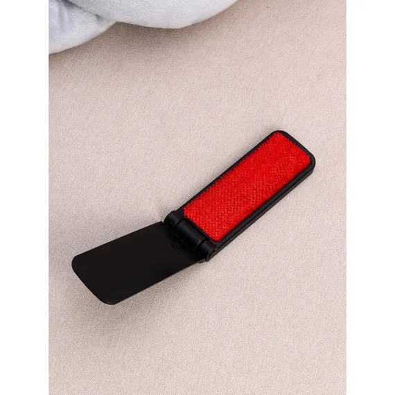 Щётка для одежды складная, 0,6×3,5×9,5 см, цвет чёрный