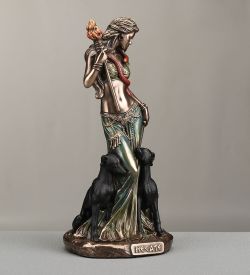 Veronese WS-1321 Статуэтка «Геката - богиня волшебства и всего таинственного»