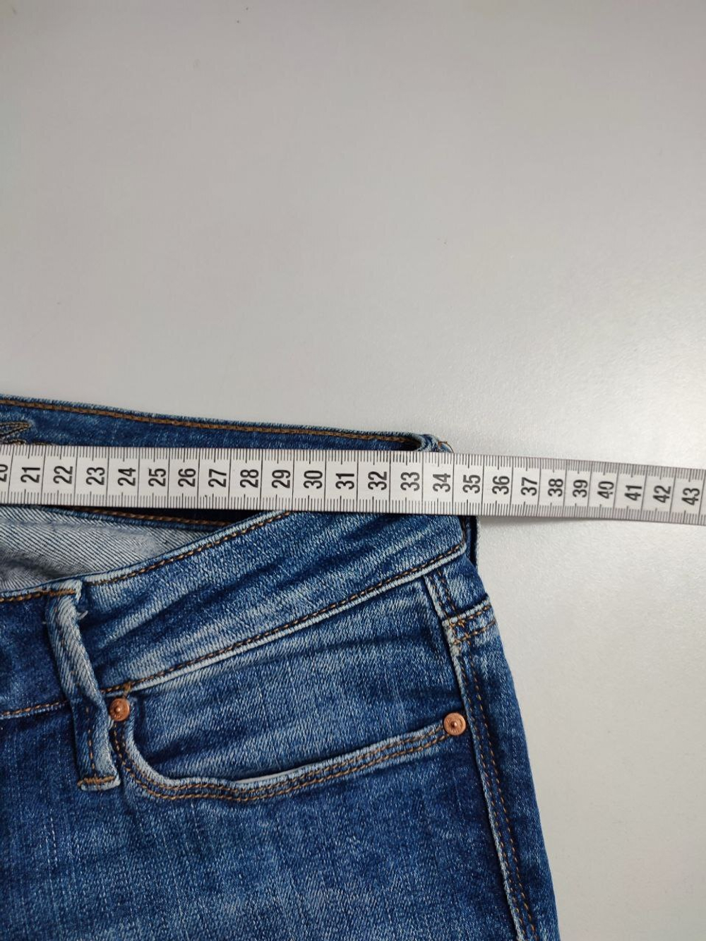 Джинсы прямого кроя 42/44 размер