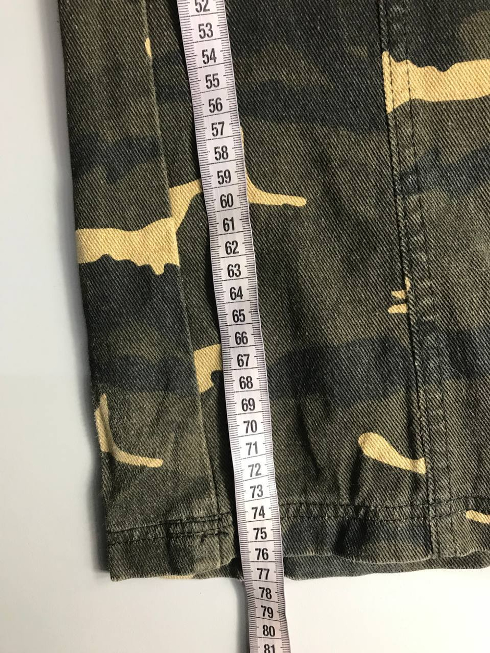 Джинсы в стиле милитари, маркировка S, визуально на 44 размер