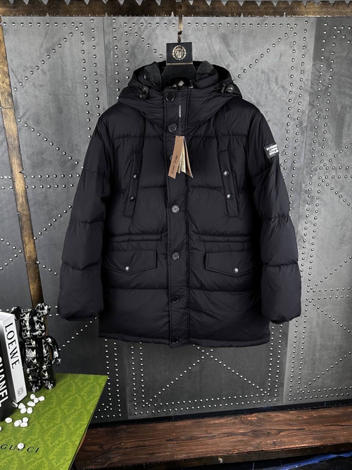 Пуховик Burberry