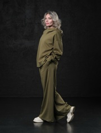 Палаццо со стрелкой /хвоя