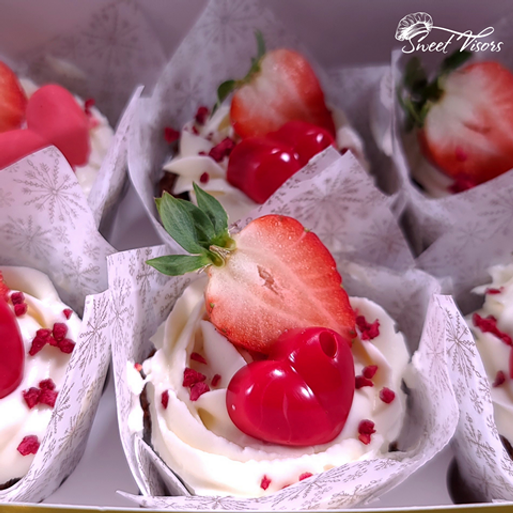 Капкейки для женщин 8 марта Кондитерская Sweet Visors Сладкие Козырьки Светланы Дегтеревой