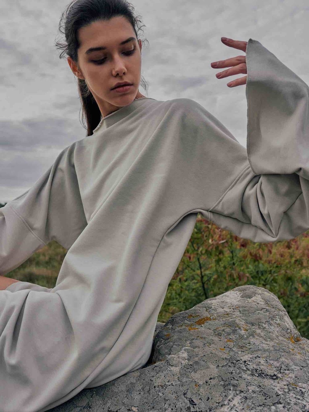 Купить Платье One Two Dress Michelle Silver Cloud серое Платье One Two Dress Michelle Silver Cloud серое