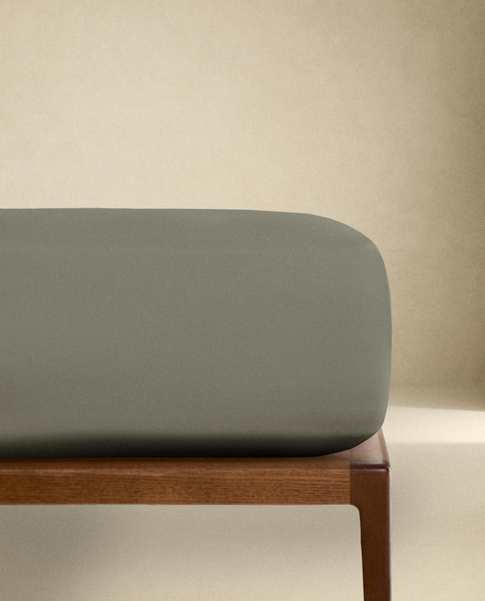 ZARA HOME (300 НИТЕЙ) ПРОСТЫНЯ НА РЕЗИНКЕ ИЗ САТИНА | ВЫСОТА 40 СМ, СИНИЙ