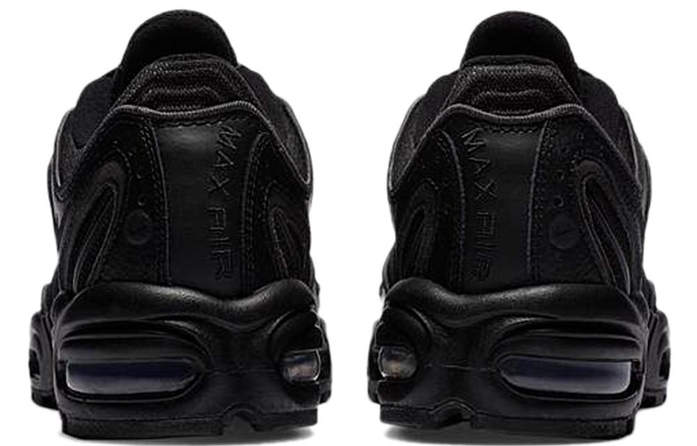 Кроссовки Nike Air Max Tailwind 4