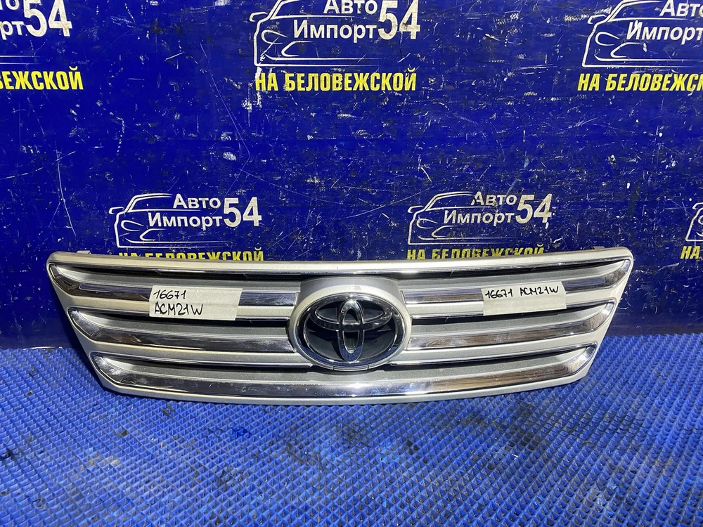Решетка радиатора TOYOTA IPSUM 2003-2009