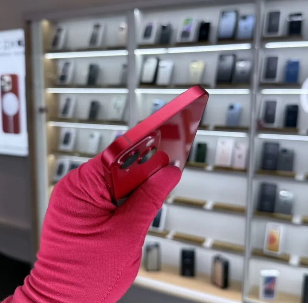 iPhone 13, 128 ГБ б/у