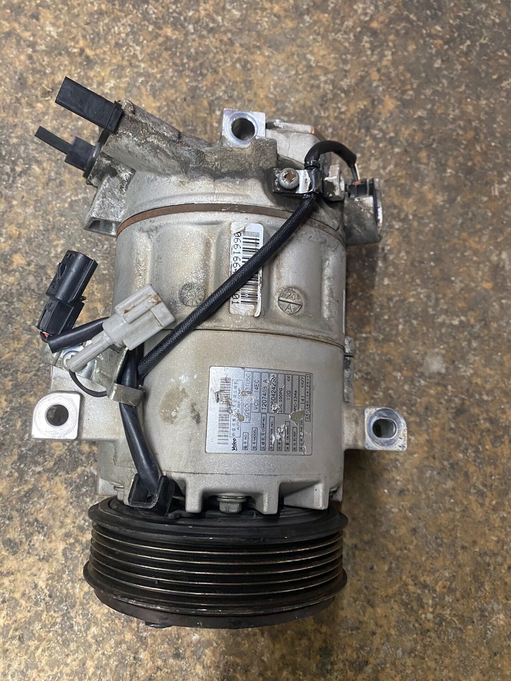 Компрессор кондиционера Nissan Teana 2.0/2.5/Almera 1.6/2.0