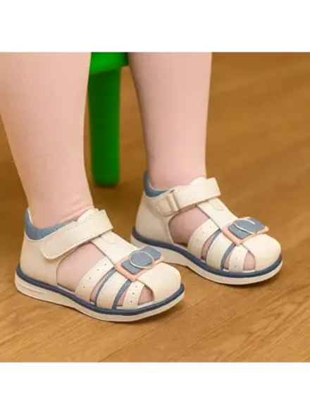 Сандалии для девочки каблук Томаса