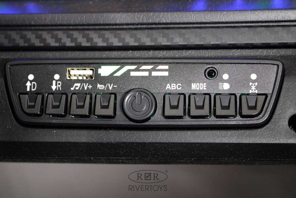 Детский электромобиль RiverToys Z888ZZ PINK/розовый