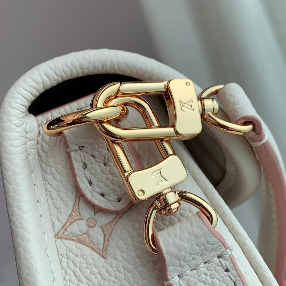 Louis Vuitton Nano Diane