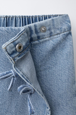 ZARA ДЖИНСОВАЯ ЮБКА-ШОРТЫ С БАНТАМИ, ВЫЦВЕТШИЙ СИНИЙ