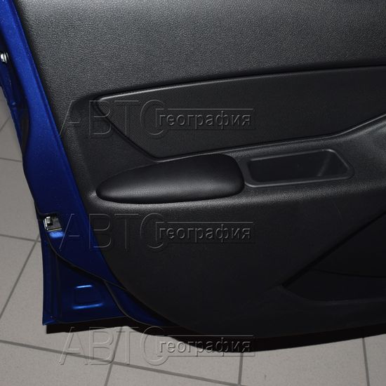 Мягкие накладки на ручки дверей Lada Granta (2011-наст. время) из экокожи