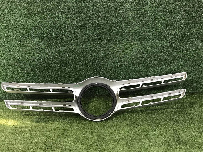 Накладка решетки радиатора Mercedes GLS x166 (2015-2019)