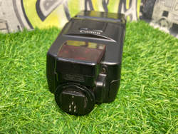 Canon Speedlite 550EX