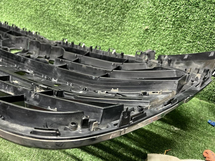 Решетка радиатора Audi A8 4 D5 (2017-2022)