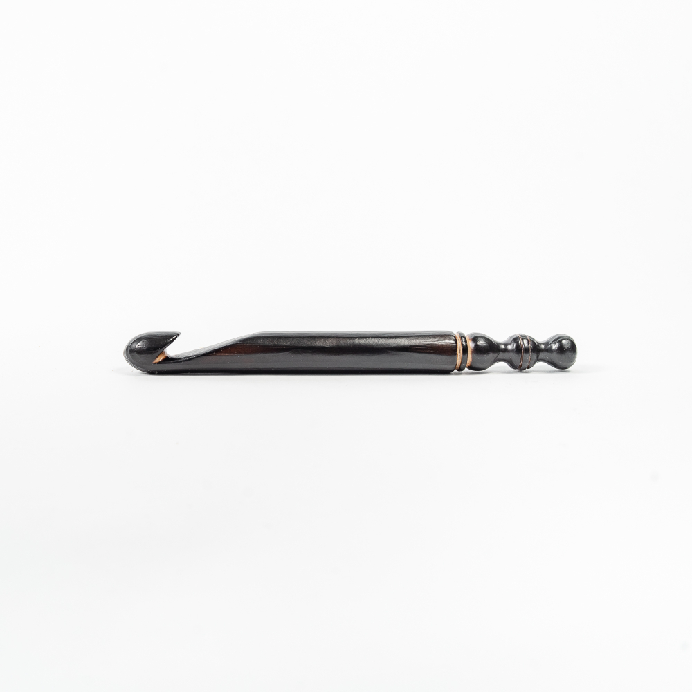 Деревянный крючок для вязания из древесины кедра 10 мм. K285