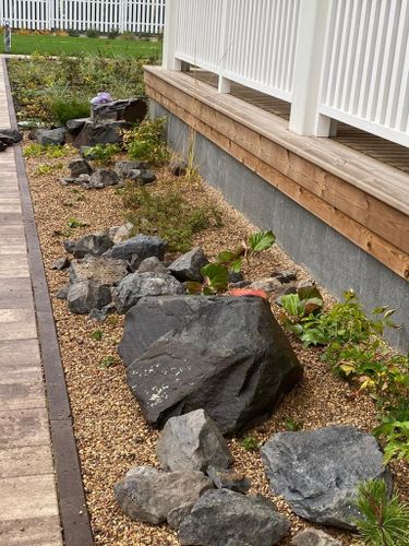 Булыжник и глыба Андезит