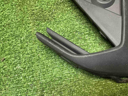 Решетка переднего бампера левая VW Polo 6 (20-22)