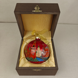 Шар новогодний с круговой росписью Палех "Москва. Большой театр" на красном в футляре
