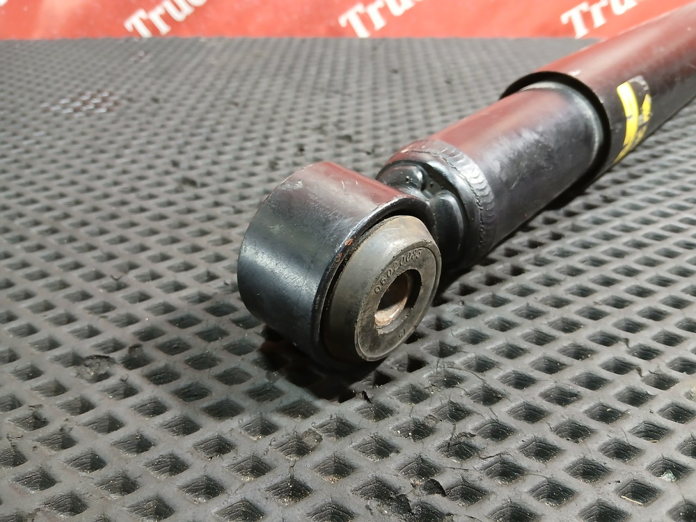 Амортизатор передний