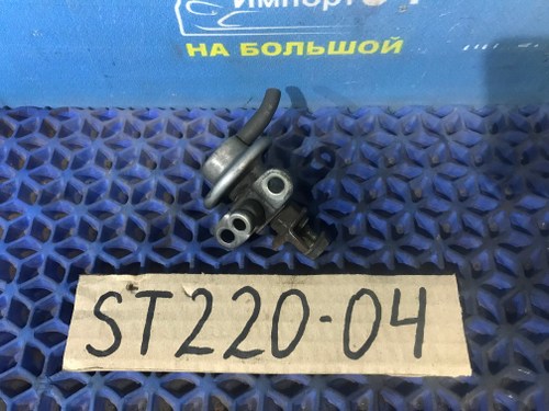 Регулятор давления топлива TOYOTA AVENSIS 2001