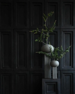 Ваза 101 Copenhagen Empire Vase, Mini, Dark Grey, темно-серый