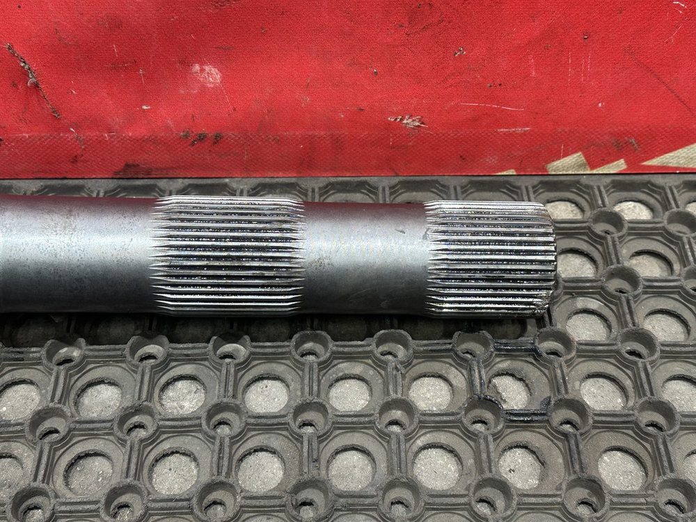 Полуось с блокировкой 2018г