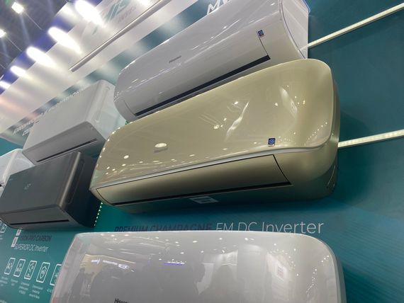 Инверторная сплит-система Hisense CHAMPAGNE CRYSTAL SUPER DC Inverter Wi-Fi AS-13UW4RVETG01(C) (комплект)