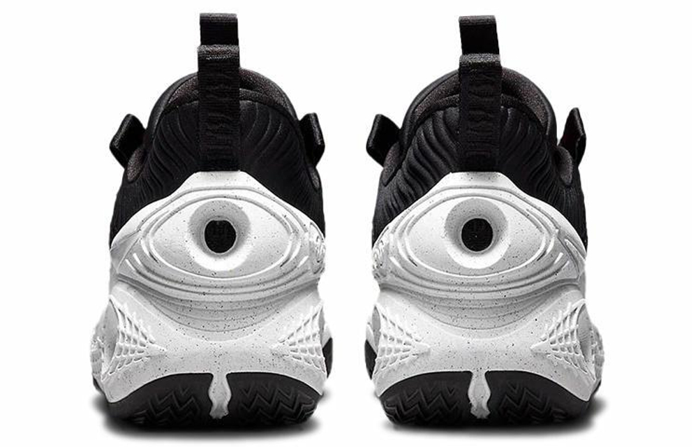 Кроссовки Nike Cosmic Unity Tb