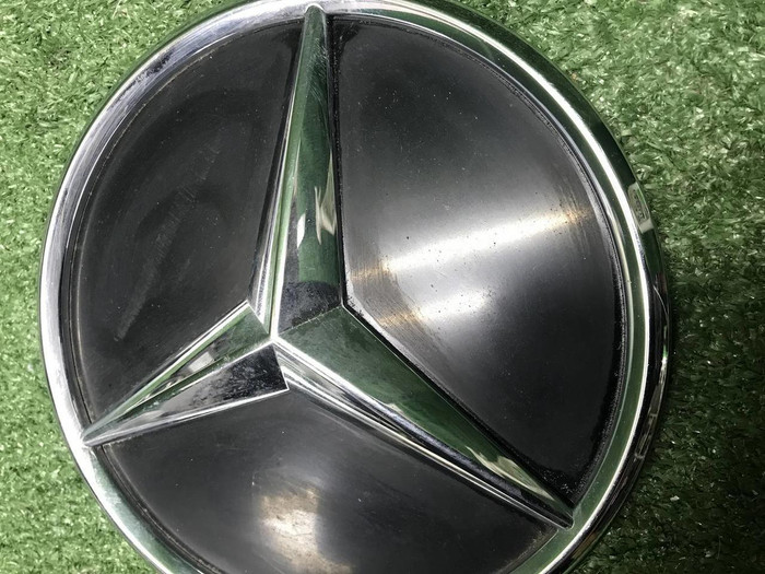 Эмблема решетки радиатора Mercedes GLE V167 18-24