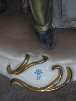 Статуэтка. Фарфор. Банкир. Capodimonte. Италия