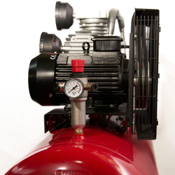 Компрессор ROSSVIK СБ4/Ф-270.LB75, 950 л/мин, 10 бар, ресивер 270 л, 380 В/5,5 кВт, красный