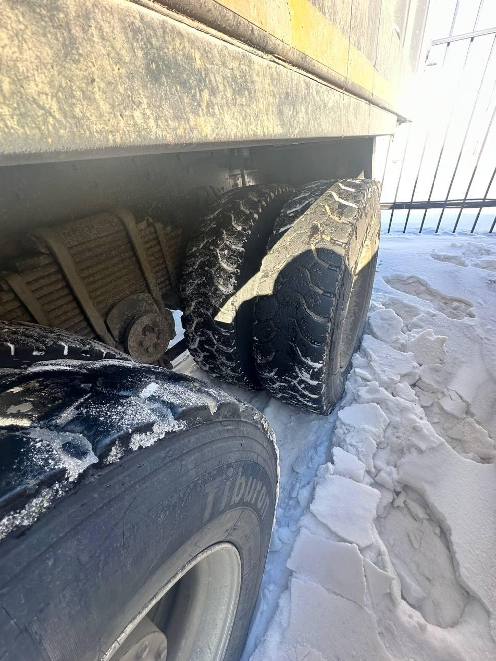 FAW J6 8x4 Самосвал CA3310P66K24T4E5 (Дизельный, 11,1 л, 420 л.с., МТ)