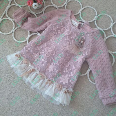 Джемпер с аппликацией, цветочной кружевной отделкой и баской