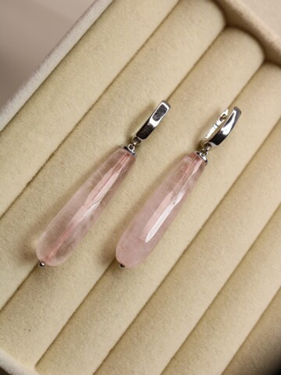 Серьги с розовым кварцем «Розовая грань»