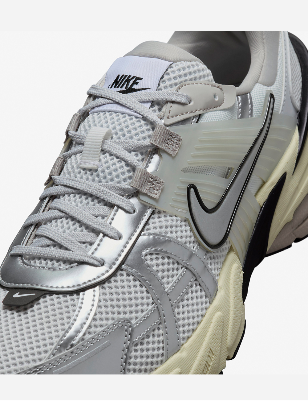 Nike V2K Run Summit White Metallic Silver (HJ4497-100)