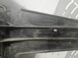 Решетка радиатора GAC M8 23-нв Б/У Оригинал 7110003CMV0000